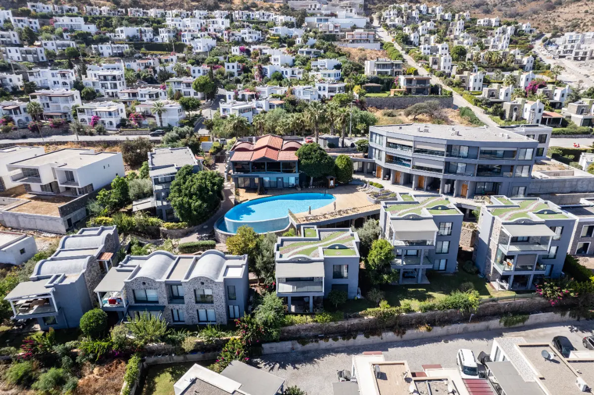 Temenos Residence